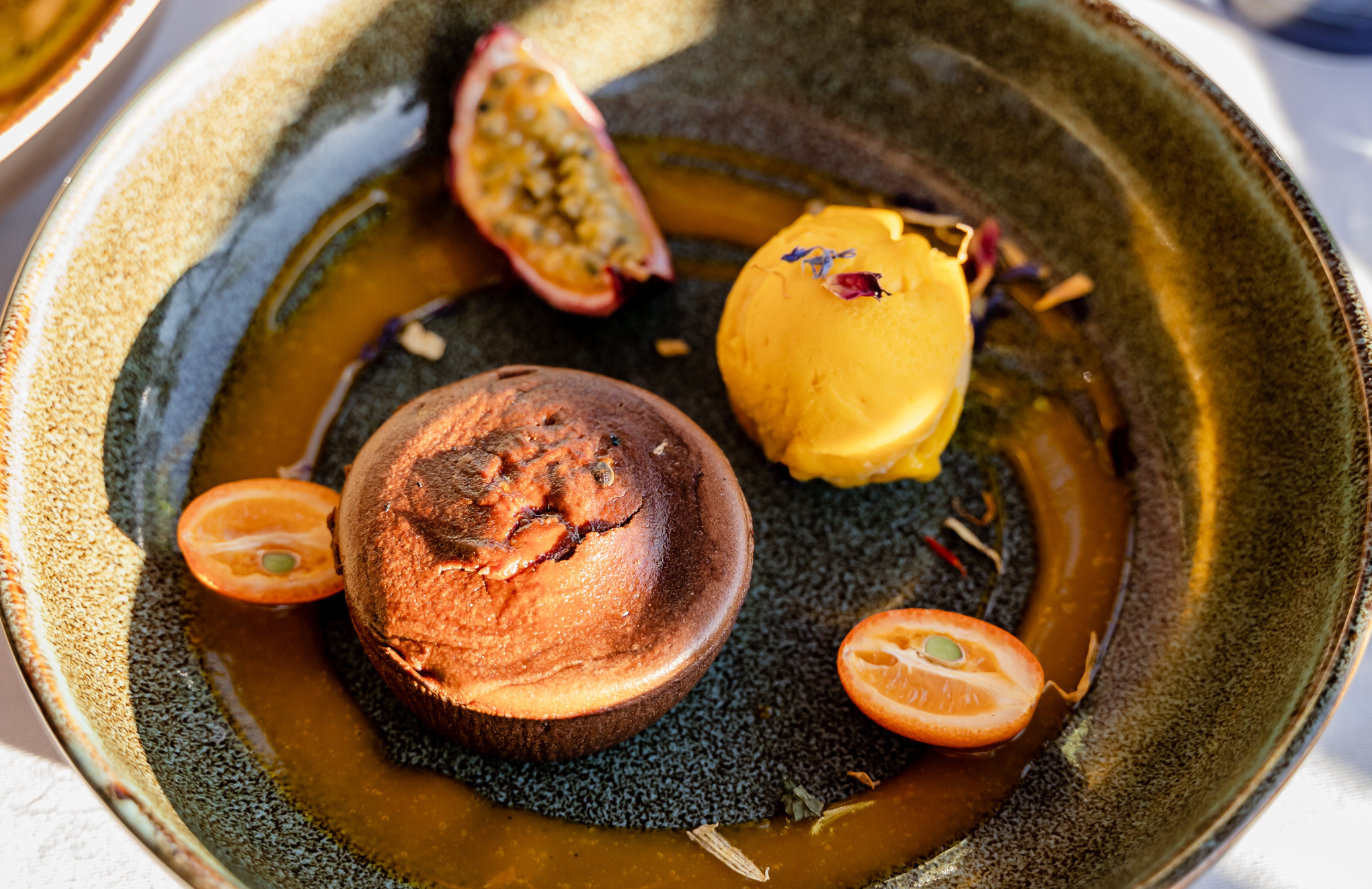 Le Chef du restaurant Le Siècle vous dévoile sa recette du moelleux au chocolat