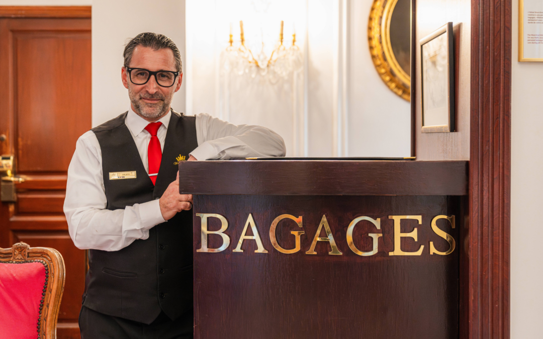 Portrait : Sylvio Pepe, bagagiste à l’Hôtel West End